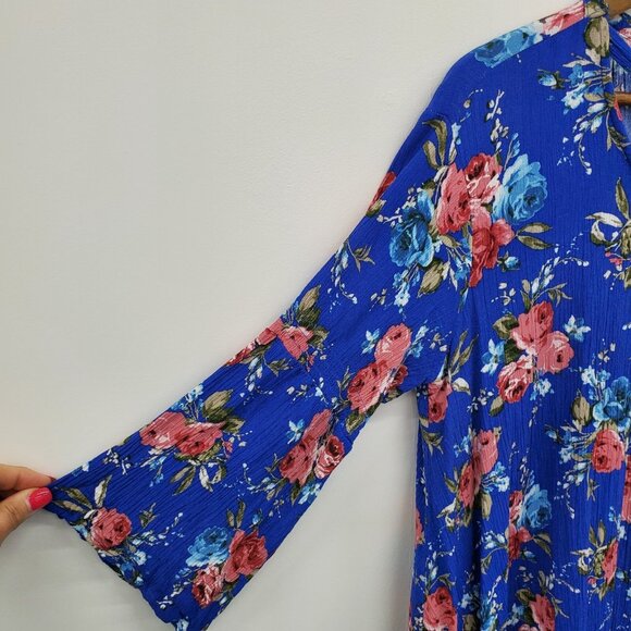 Umgee Tunic Top Womens Size M Blue Pink Floral Criss Cross V-Neck Boho Fairy - Picture 8 of 14